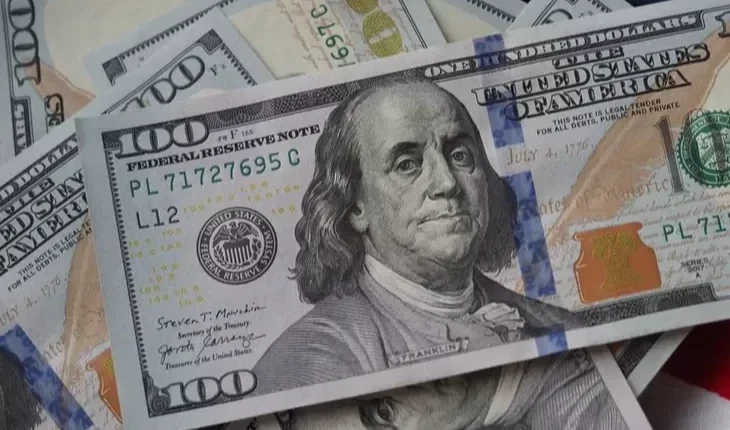 Reel sektörün net döviz açığı 210,8 milyar dolara yükseldi