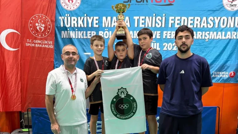 Karatay Belediyespor’un minik raketleri Muğla’da şampiyon oldu