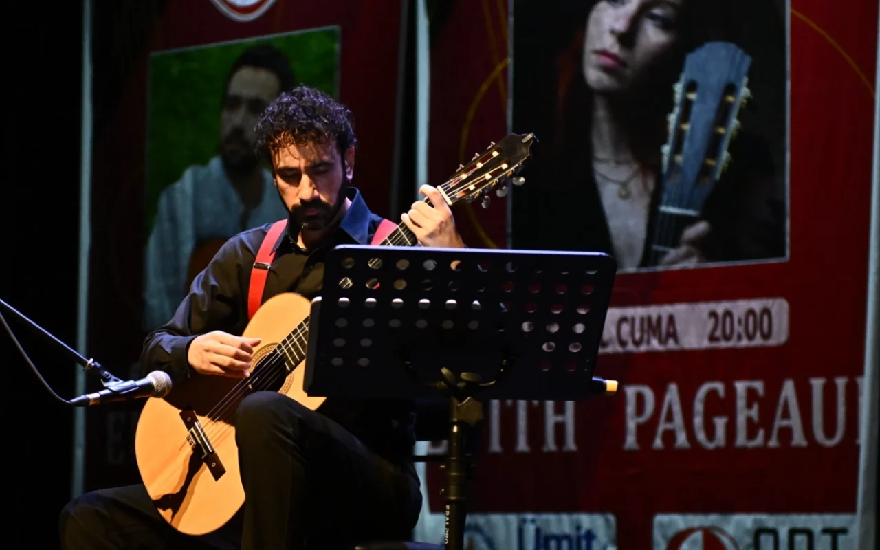 Antalya Gitar Festivali 15. yılında Türkan Şoray’da başladı
