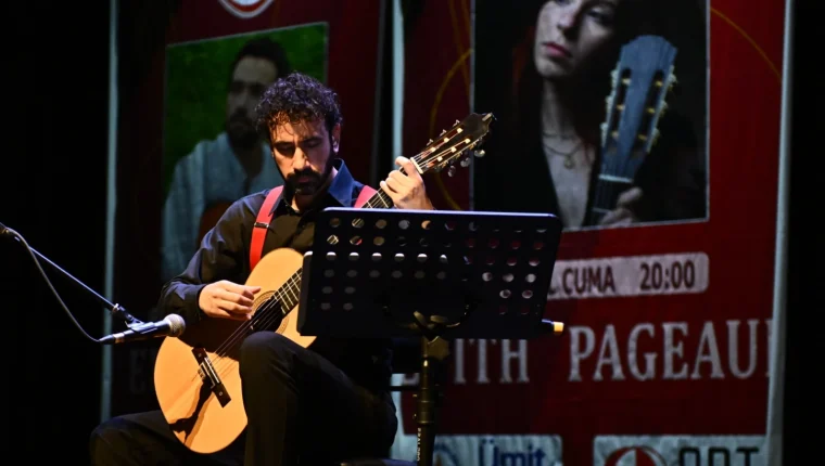 Antalya Gitar Festivali 15. yılında Türkan Şoray’da başladı