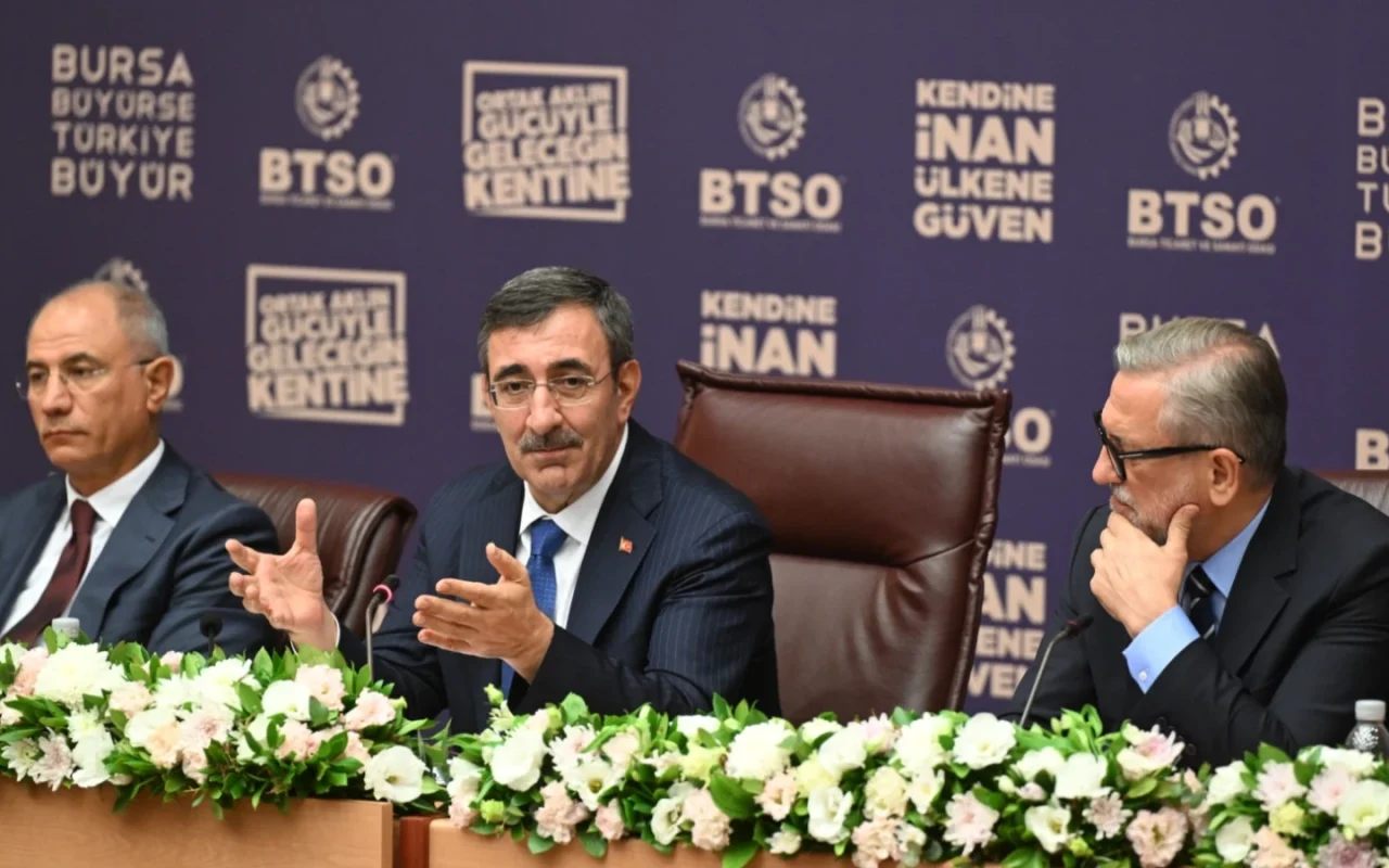 Cevdet Yılmaz Bursa’da TEKNOSAB ve BTSO projelerini değerlendirdi