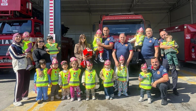 Sakarya’da 900 öğrenci itfaiyeci eğitimiyle afet bilinci kazandı