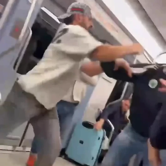 Ankara’da metro kavgası: Yer verme tartışması yumrukla bitti