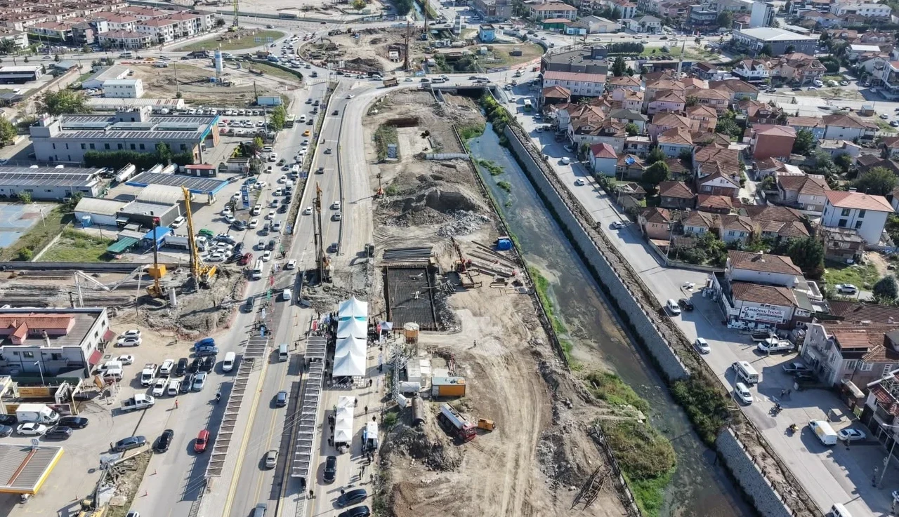 Sakarya’da Kuzey Köprüsü’nün temeli atıldı, trafik rahatlayacak
