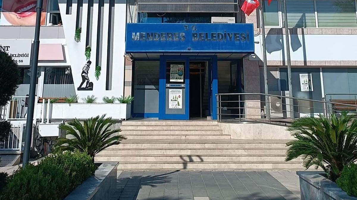 Menderes Belediyesi soruşturmasında 9 kişiden 7’si tutuklandı