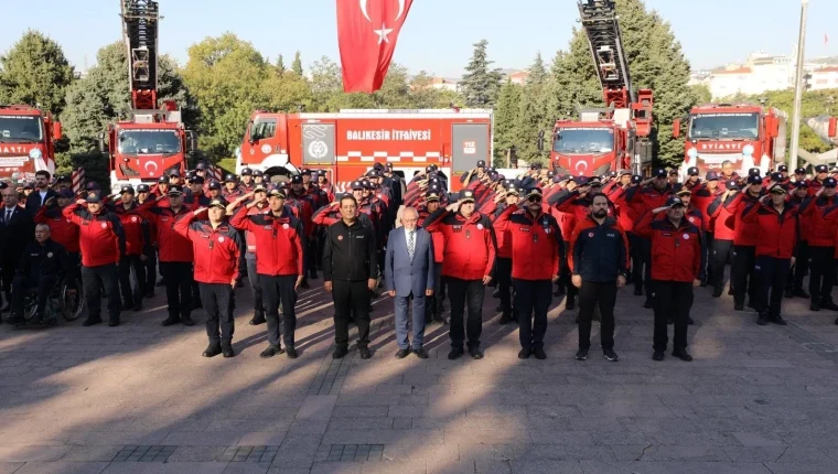 Balıkesir’de itfaiye araçlarına şehit ve gazi isimleri işlendi