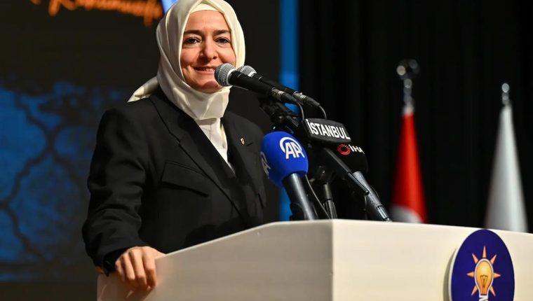 Fatma Betül Sayan Kaya hakkında gündeme getirilen borsa iddiası