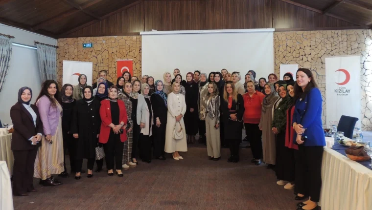 Kızılay Kadın Erzurum’dan Palandöken’de istişare buluşması