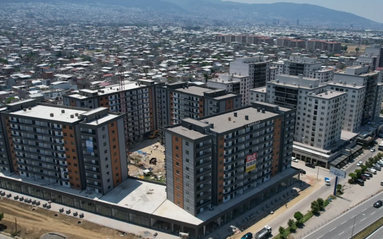 Yıldırım’da yatırımlar hız kesmiyor: İlçenin dört bir yanı dönüşüyor