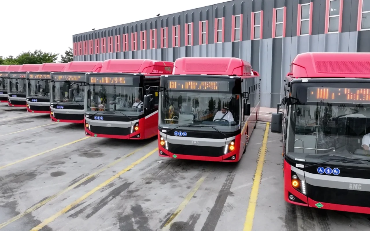 Konya’nın otobüs filosuna 10 yeni doğalgazlı araç