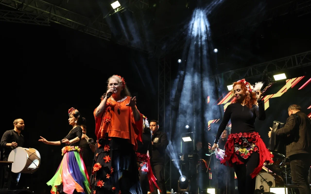 Nilüfer Balkan Panayırı’nda Suzan Kardeş coşkusu
