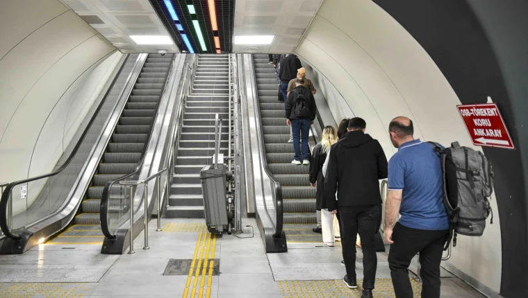 Ankara'da yürüyen merdivenlere sirenli önlem