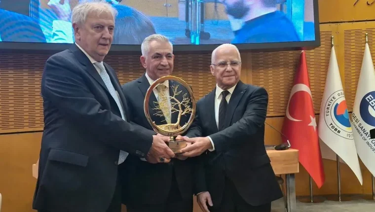 EBSO'da Mustafa Kalyoncu'ya alkışlarla veda töreni düzenlendi