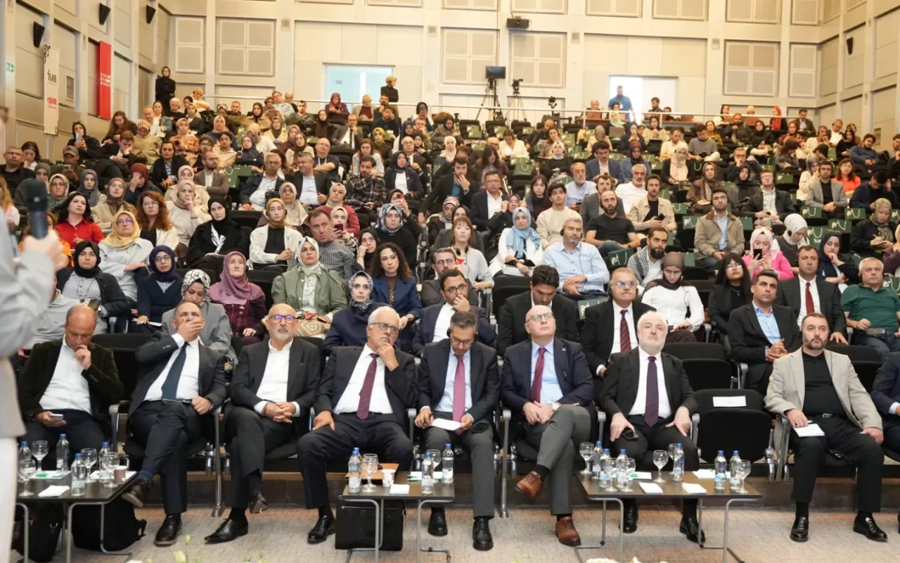 MEB'den mesleğe erken yönlendirme: öğrencilere meslek testi