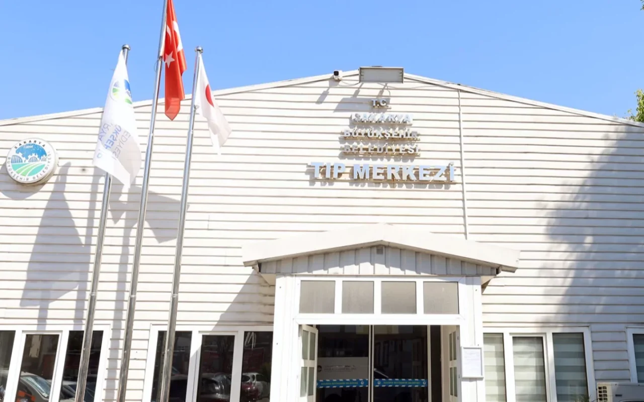 Üroloji Polikliniği Sakarya Büyükşehir Tıp Merkezi'nde açıldı