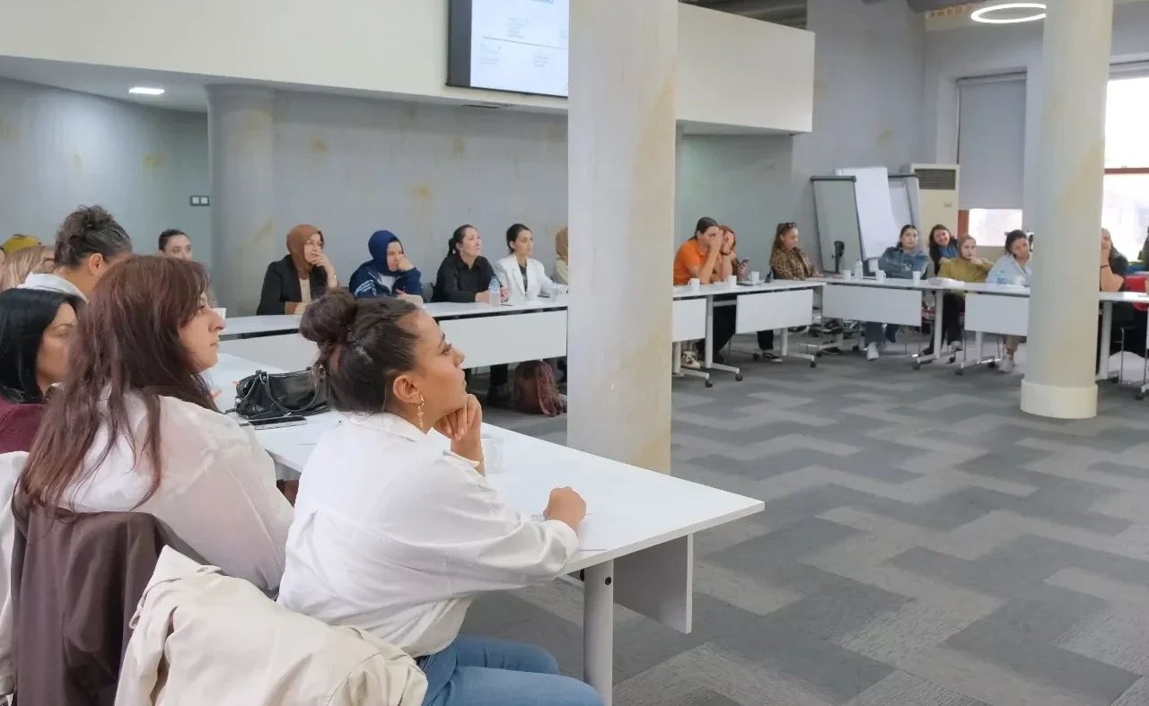 İzmit Belediyesi atölye ile okuma kültürünü güçlendiriyor