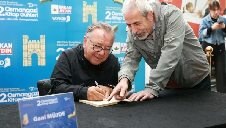 Gani Müjde Osmangazi Kitap Günleri'nde okurlarla buluştu