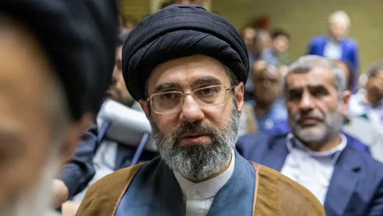 Hamaney’den ABD’ye Hürmüz resti: Ağır darbeler aldılar