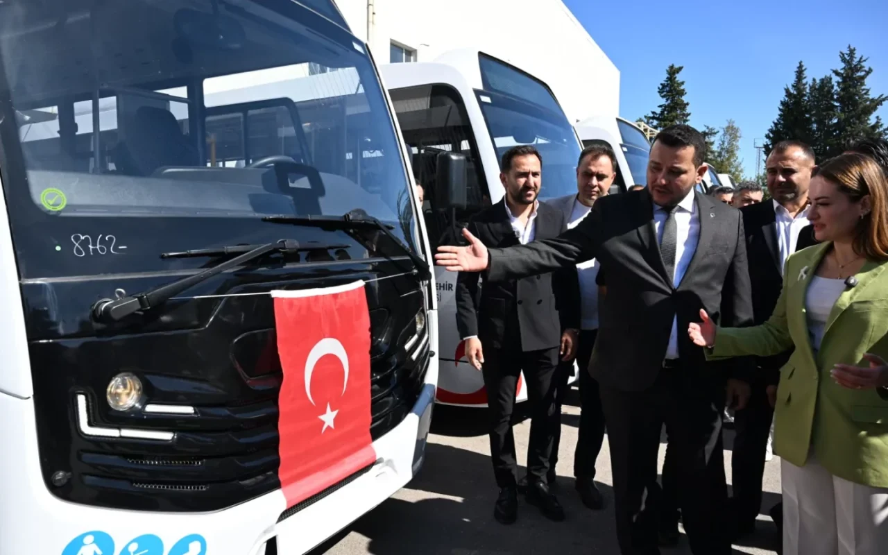 Antalya Büyükşehir 1,78 milyar TL ile araç filosunu yeniledi