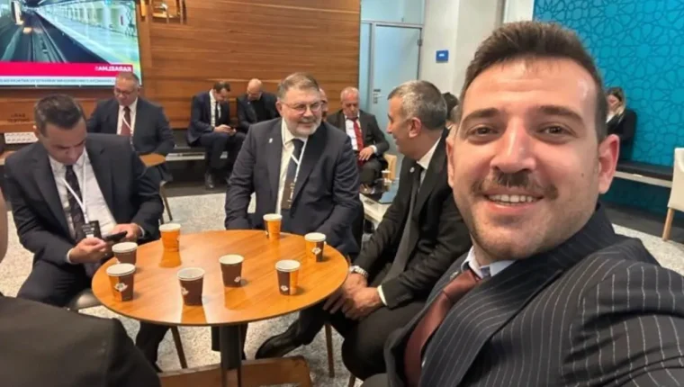 Onur Emrah Yıldız Ankara'da: AK Parti toplantısında görüntülendi