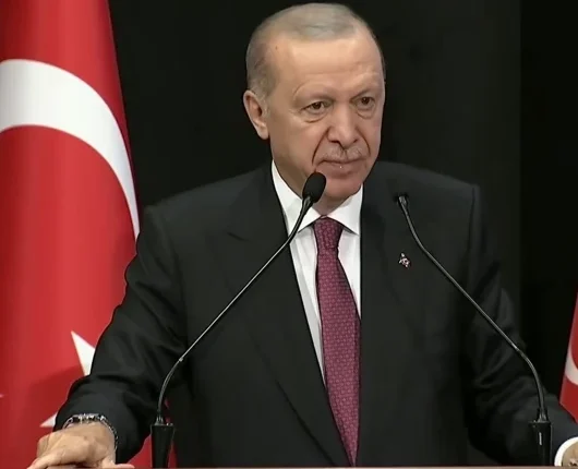 Erdoğan: Yanlış yapanla vedalaşıp yolumuza güçlenerek devam