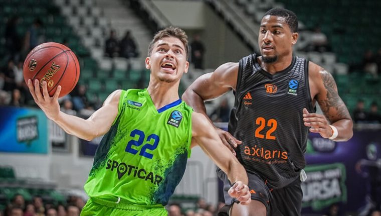 Tofaş, Eurocup C Grubu'na evinde galibiyetle başladı