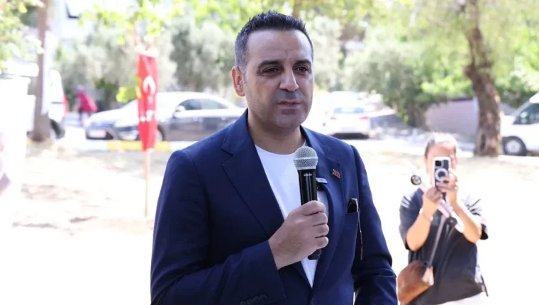 Çiğli Belediye Başkanı Yıldız'ın biyografisinden CHP ifadesi çıkarıldı