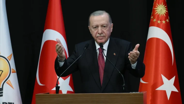 Erdoğan: Milletin çizdiği rotadan asla sapmayacağız
