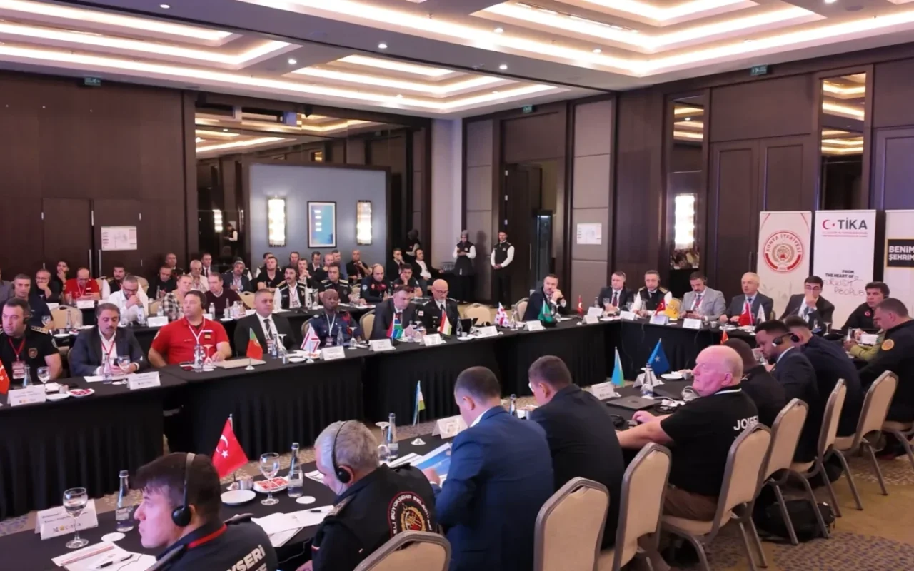 Konya'da Uluslararası İtfaiye Çalıştayı başladı, 30 Eylül tatbikatı