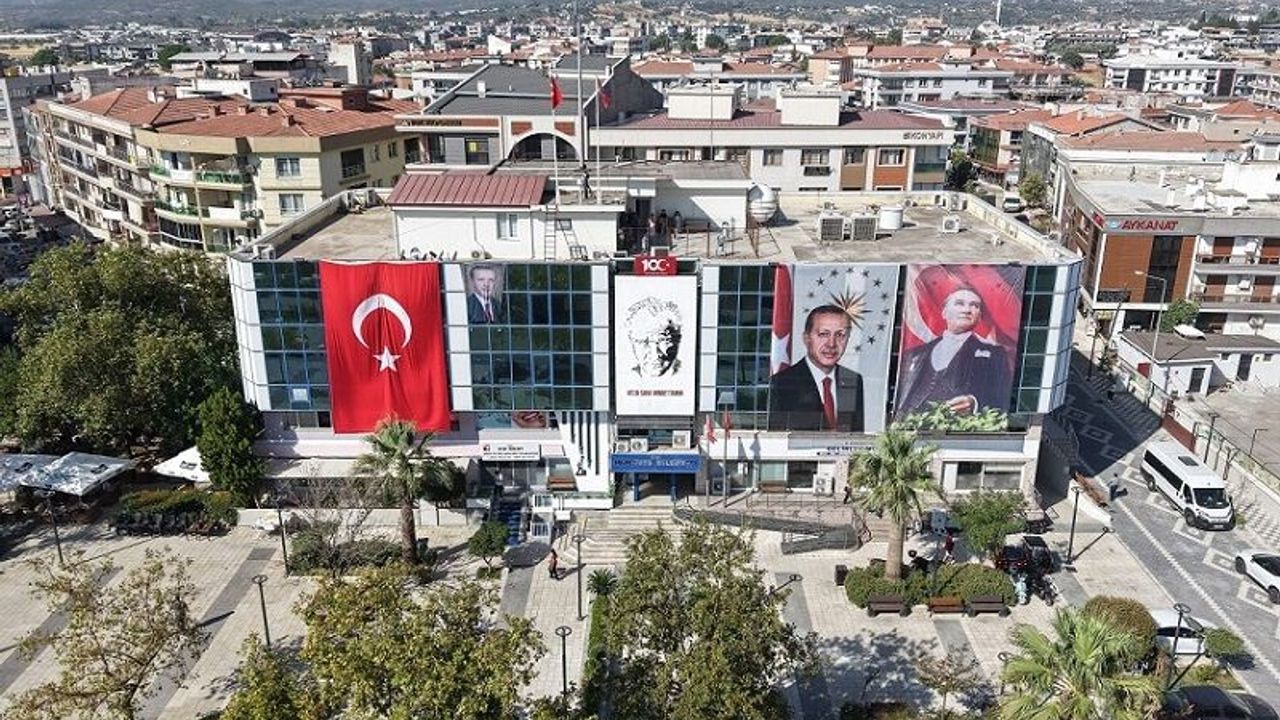 Menderes Belediyesi zabıtası okul kantinlerinde denetim yaptı