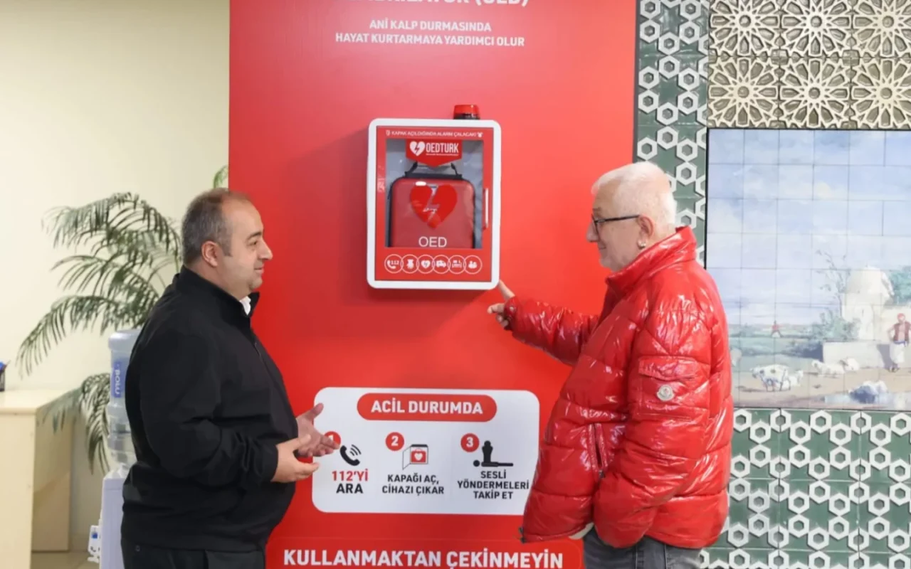 Gebze'ye OED cihazları yerleştiriliyor: Acil kalp müdahalesi adımı