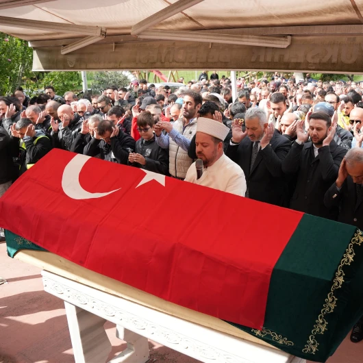 Fenomen motorcu Cumhur Kahraman İstanbul'da son yolculuğuna uğurlandı