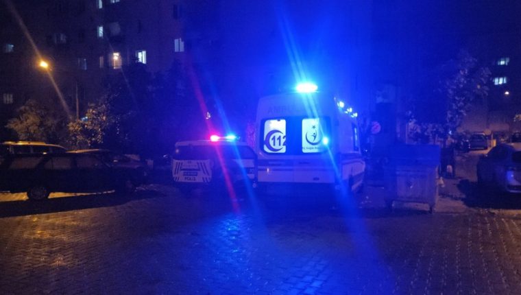 Bursa'da 70 yaşındaki emekli doktor evinde ölü bulundu