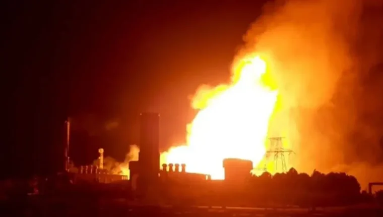 Suriye'de gaz hattı patlaması: 3 elektrik santrali devre dışı