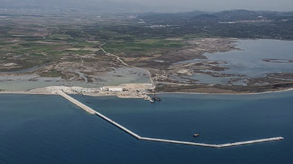 ÇANDARLI LİMANI: MİLYONLAR HARCANDI, GERİYE NE KALDI?