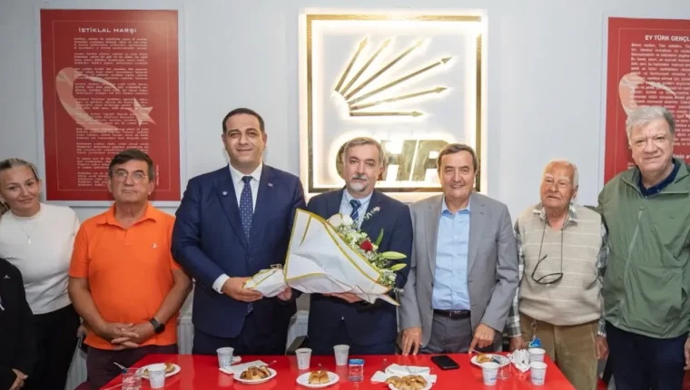 İzmir Narlıdere'de Erman Uzun Serkan Çağlar'ı ziyaret etti
