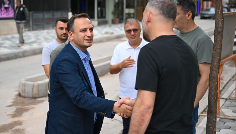 Zafer Caddesi kentsel tasarım projesi Bornova'da inceleme