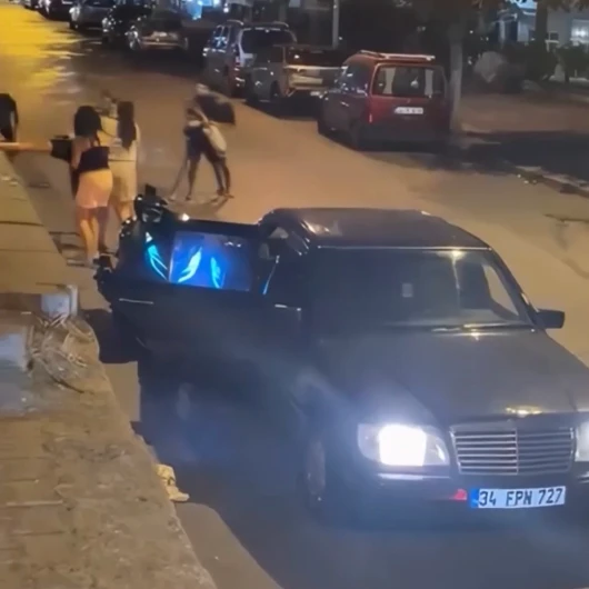 Büyükçekmece’de trafik kavgası: Kadına küfredince tekme ve yumruklar havada uçuştu