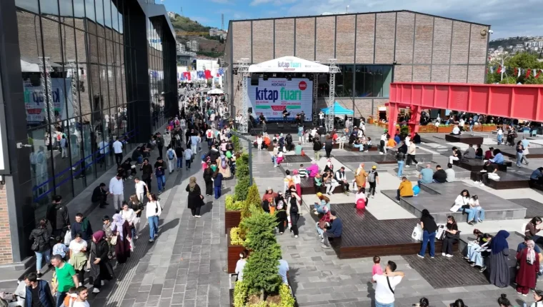 Kocaeli Kitap Fuarı'na ulaşım kolaylaştı: Ücretsiz otopark ve ring