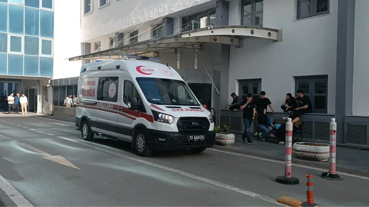 Batman'da balkon yıkarken akıma kapılan kadın öldü