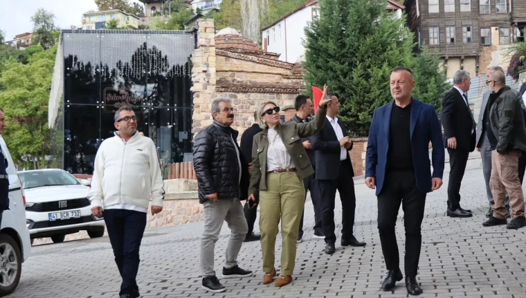İzmit Belediyesi Akçakoca'da saha incelemesi: talepler not edildi