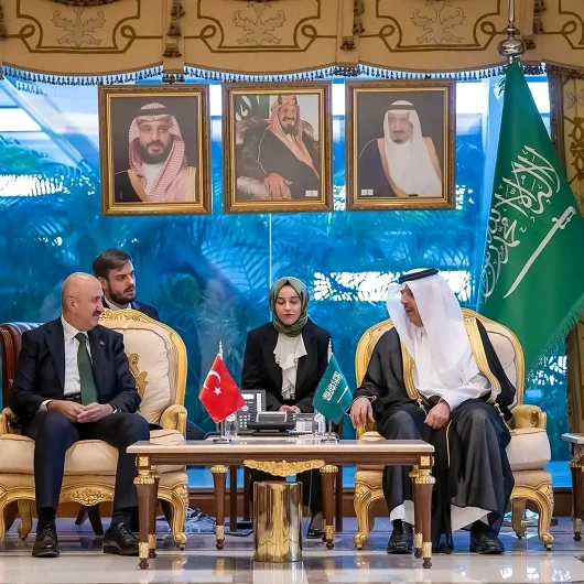 Türkiye-Suudi Arabistan iş birliği: Pasaport ve Mekke Yolu masada