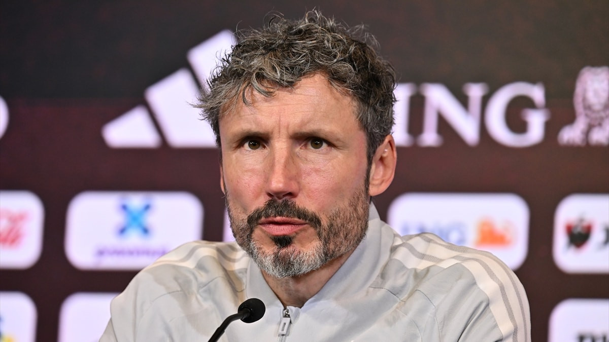 Türkiye maçı öncesi Van Bommel: Trossard oynayabilecek