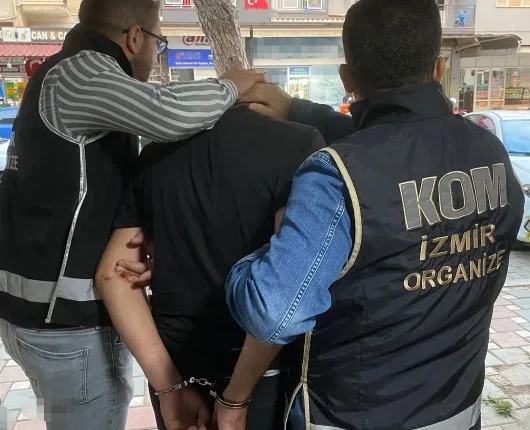 İzmir'de 19 yıl 9 ay hapisle aranan firari yakalandı