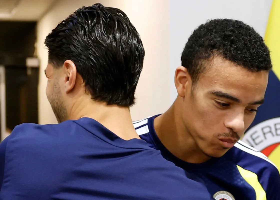 Fenerbahçe'den Greenwood'a sürpriz kutlama, kulüpten paylaşım
