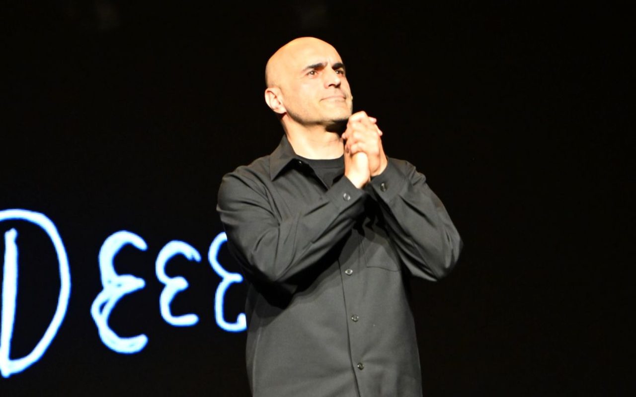 Alper Kul'ün 'Çok Tatlı Bi Hikaye' 4 Ekim'de Zorlu PSM'de