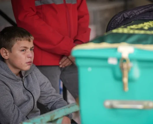 Soma maden göçüğünde ölen babası için 13 yaşındaki oğulun vedası
