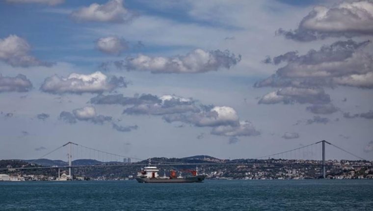 Hafta sonu sonrası yağmurlu hava Türkiye'yi kademeli terk ediyor