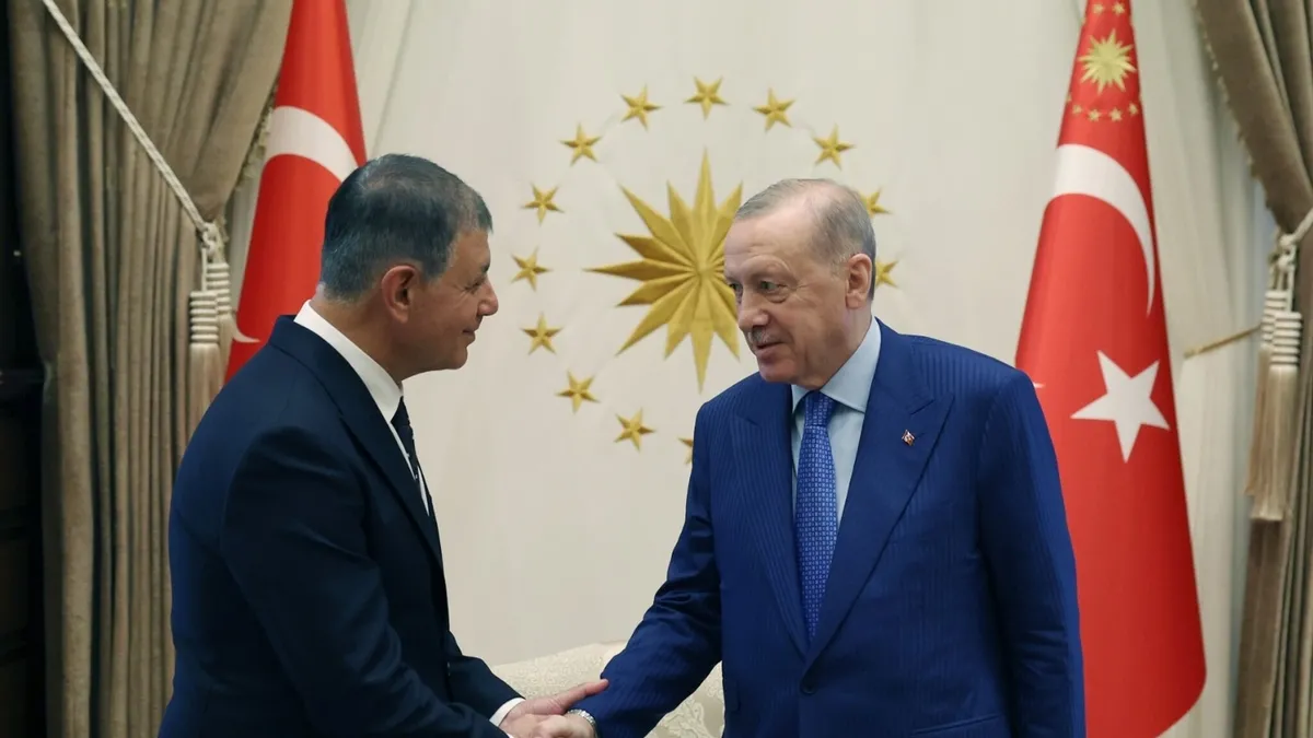 Cemil Tugay AK Parti iddiası: Beştepe ziyareti sonrası kulisler