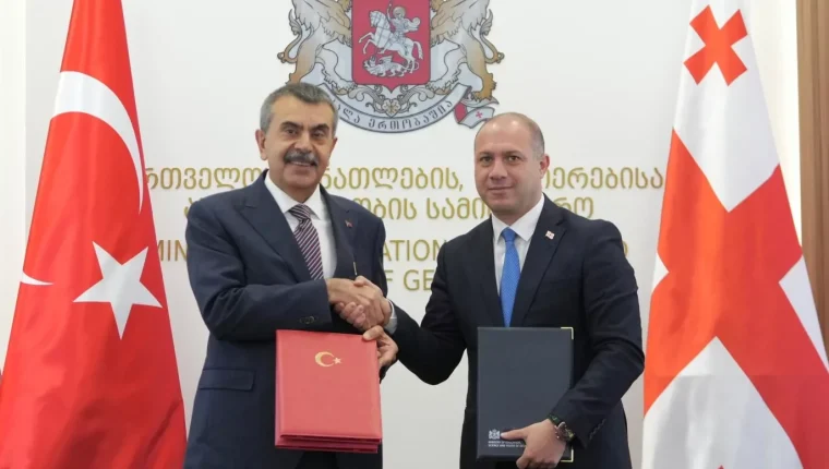 Türkiye ve Gürcistan eğitimde iş birliğini resmileştirdi
